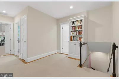 4310 Cathedral Avenue NW, Washington, DC 20016 - Photo 25