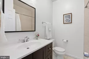1227 1st St NW, Washington, DC 20001 - Photo 21