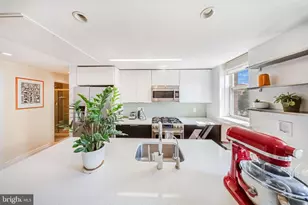 1801 Wyoming Ave NW, Washington, DC 20009 - Photo 19