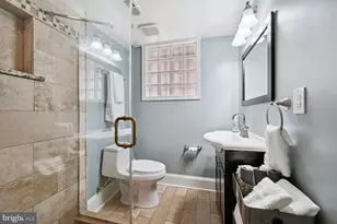 722 13th St SE, Washington, DC 20003 - Photo 11