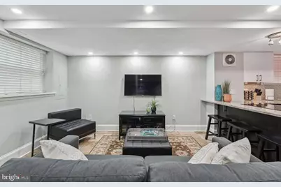 722 13th Street SE #UNIT B, Washington, DC 20003 - Photo 3