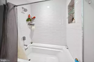 819 6th NW, Washington, DC 20001 - Photo 15