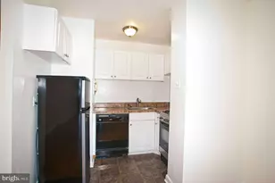 950 25th St NW, Washington, DC 20037 - Photo 9
