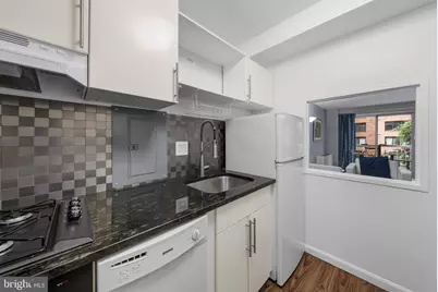 730 24th Street NW #312, Washington, DC 20037 - Photo 7