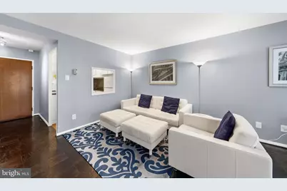 730 24th Street NW #312, Washington, DC 20037 - Photo 3