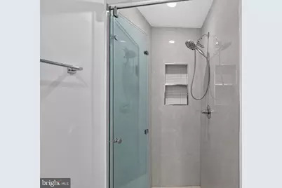 1650 Columbia Road NW #401, Washington, DC 20009 - Photo 17