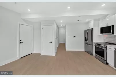 1650 Columbia Road NW #401, Washington, DC 20009 - Photo 3