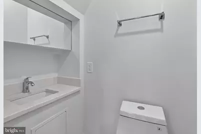 1650 Columbia Road NW #401, Washington, DC 20009 - Photo 7