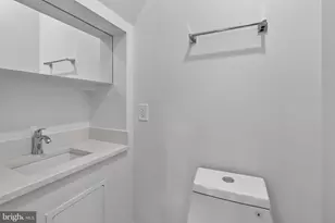 1650 Columbia Rd NW, Washington, DC 20009 - Photo 7