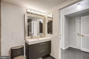 631 D Street NW, Washington, DC 20004 - Photo 17