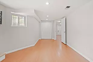 2801 11th St NW, Washington, DC 20001 - Photo 23