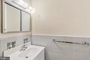 2475 Virginia Ave NW, Washington, DC 20037 - Photo 23