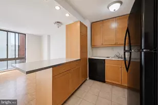 950 25th St NW, Washington, DC 20037 - Photo 5