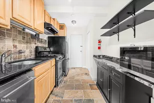 4201 Cathedral Ave NW, Washington, DC 20016 - Photo 15