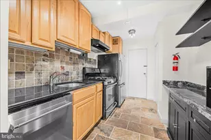 4201 Cathedral Ave NW, Washington, DC 20016 - Photo 13