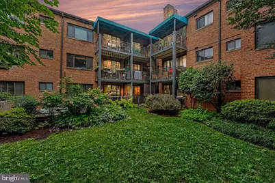 2325 42nd Street NW #220, Washington, DC 20007 - Photo 25
