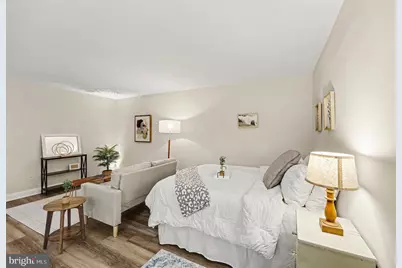 2325 42nd Street NW #220, Washington, DC 20007 - Photo 17