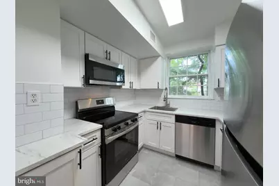 3801 Newark Street NW #A427, Washington, DC 20016 - Photo 3