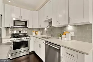 1453 Girard St NW, Washington, DC 20009 - Photo 5
