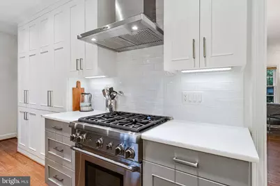 4745 Reservoir Road NW, Washington, DC 20007 - Photo 15