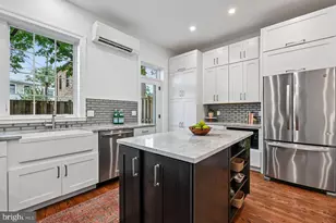 21 4th St NE, Washington, DC 20002 - Photo 11