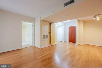 915 E Street NW #317, Washington, DC 20004 - Photo 5