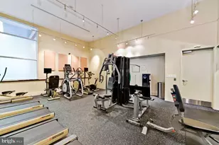 1025 1st St SE, Washington, DC 20003 - Photo 11