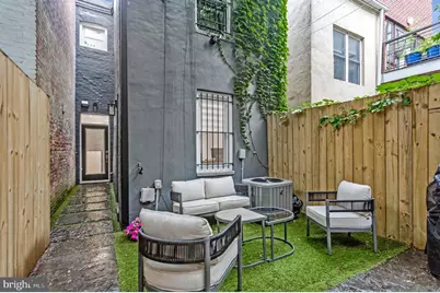 1345 V Street NW, Washington, DC 20009 - Photo 27