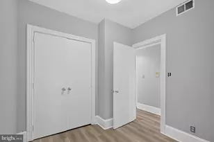 705 8th St SE, Washington, DC 20003 - Photo 9