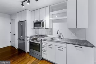 70 N Street SE, Washington, DC 20003 - Photo 11