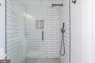 1012 17th Pl NE, Washington, DC 20002 - Photo 17