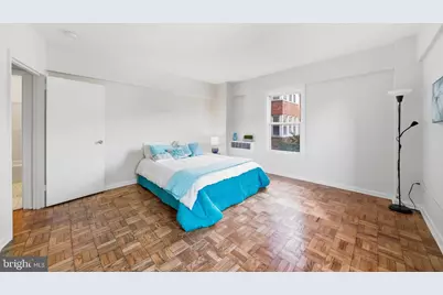 2500 Q Street NW #449, Washington, DC 20007 - Photo 27