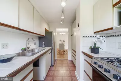 2500 Q Street NW #449, Washington, DC 20007 - Photo 23