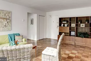 2400 41st St NW, Washington, DC 20007 - Photo 7