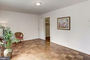 2400 41st St NW, Washington, DC 20007 - Photo 17