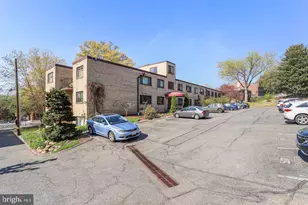 4555 MacArthur Blvd NW, Washington, DC 20007 - Photo 19