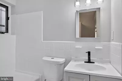 705 8th Street SE #400, Washington, DC 20003 - Photo 15