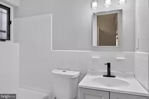 705 8th St SE, Washington, DC 20003 - Photo 15