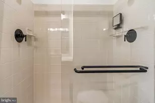 3801 Commodore Joshua Barney Dr NE, Washington, DC 20018 - Photo 27