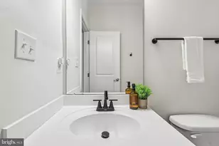 3801 Commodore Joshua Barney Dr NE, Washington, DC 20018 - Photo 29