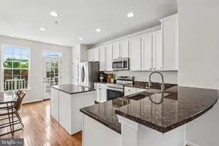 3801 Commodore Joshua Barney Dr NE, Washington, DC 20018 - Photo 13