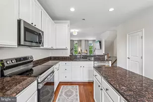3801 Commodore Joshua Barney Dr NE, Washington, DC 20018 - Photo 17