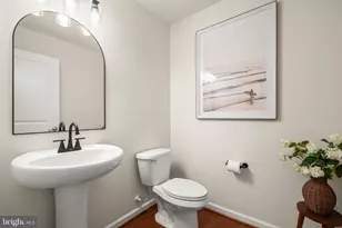 3801 Commodore Joshua Barney Dr NE, Washington, DC 20018 - Photo 7