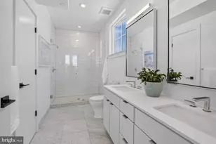300 8th St NE, Washington, DC 20002 - Photo 21