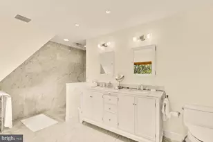 3111 Chain Bridge Rd NW, Washington, DC 20016 - Photo 41
