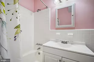 4000 Cathedral Ave NW, Washington, DC 20016 - Photo 21