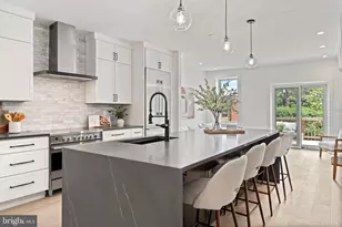 131 11th St NE, Washington, DC 20002 - Photo 1