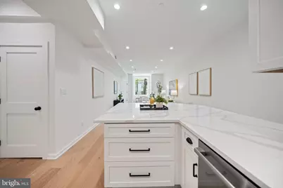 131 11th Street NE #B, Washington, DC 20002 - Photo 9