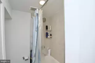 1702 Lang Pl NE, Washington, DC 20002 - Photo 23