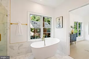 5631 MacArthur Blvd NW, Washington, DC 20016 - Photo 25